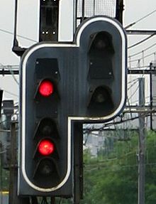 220px-Signal_sncf_carre